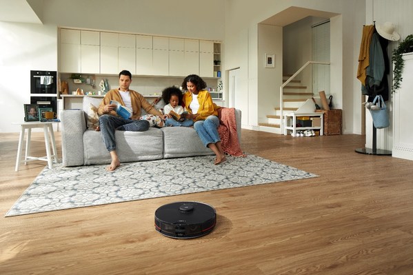Introducing Roborock Q Revo: The Ultimate Smart Home Cleaning Device 