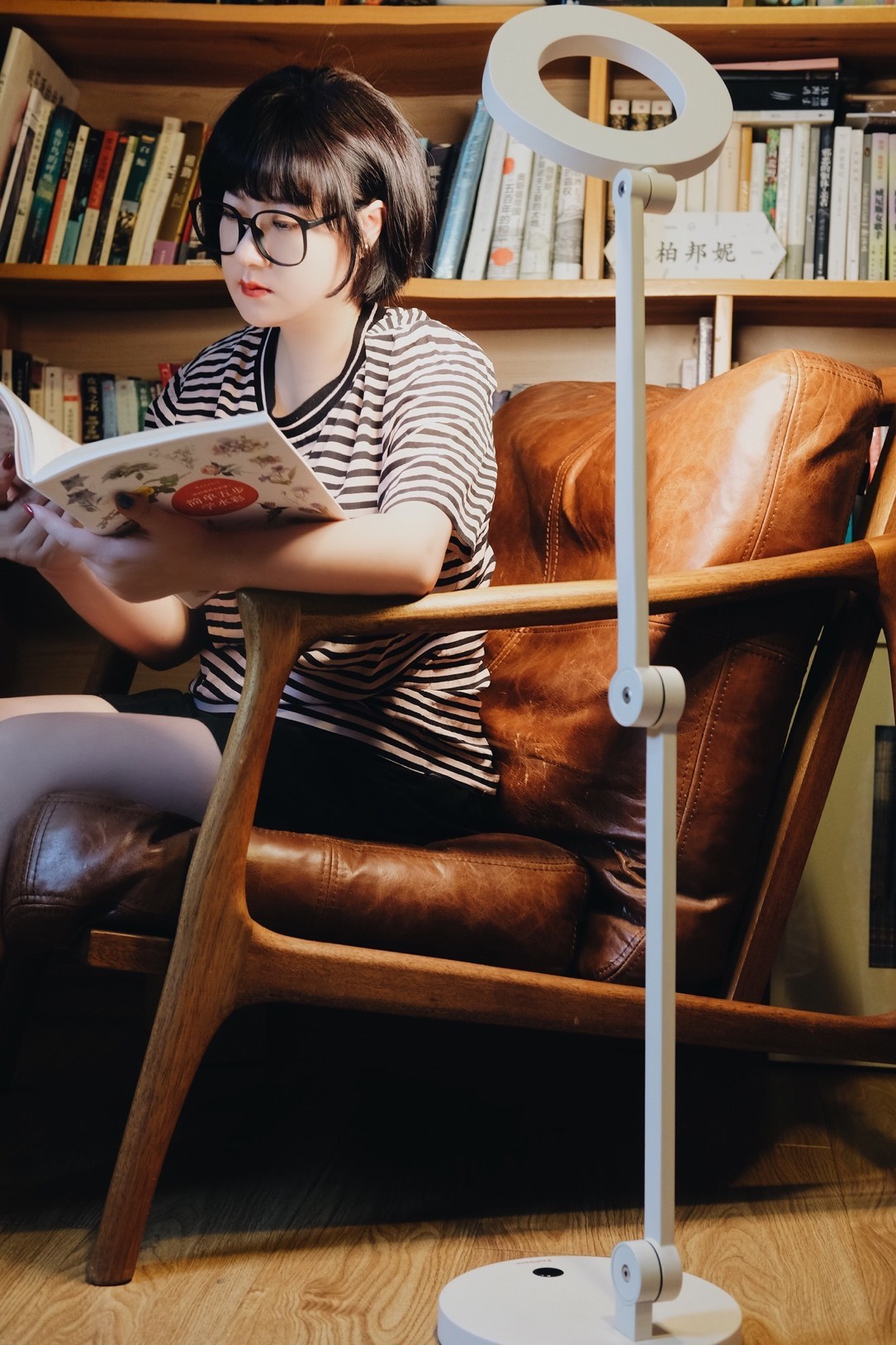 Unable to view the image, Please provide a valid URL.