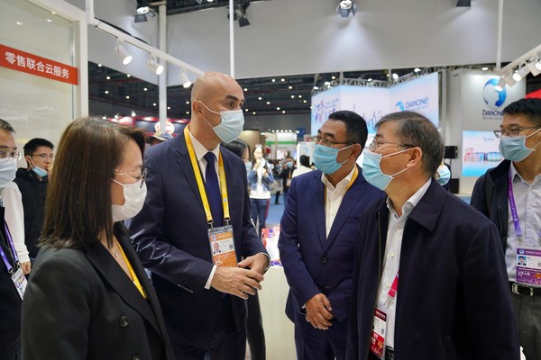 Unable to view the image, Please provide a valid URL.