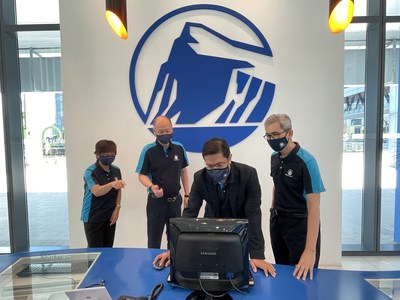 Unable to view the image, Please provide a valid URL.