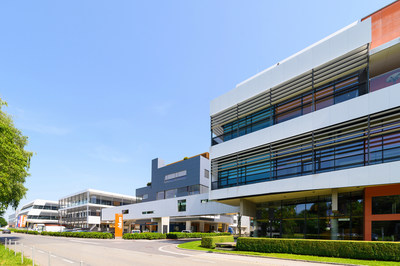 Unable to view the image, Please provide a valid URL.