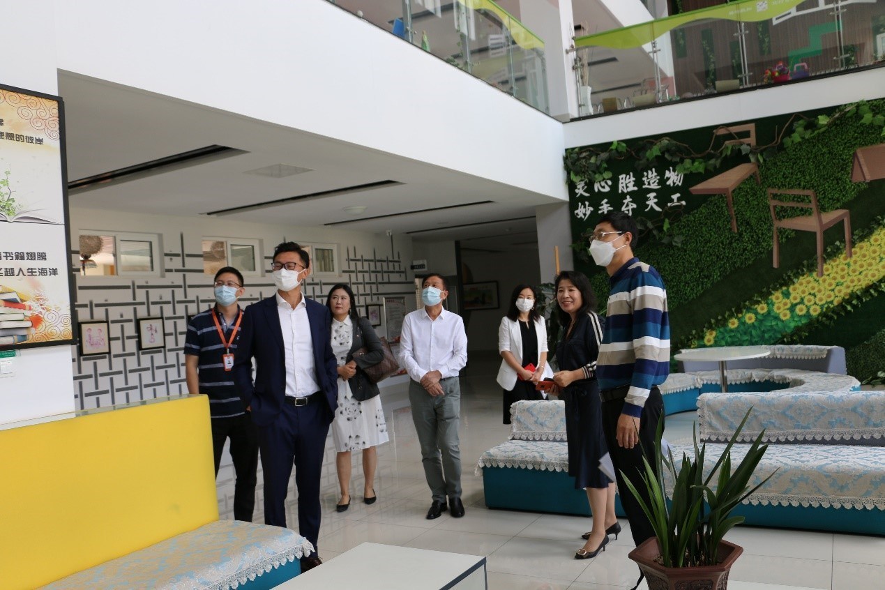 Unable to view the image, Please provide a valid URL.