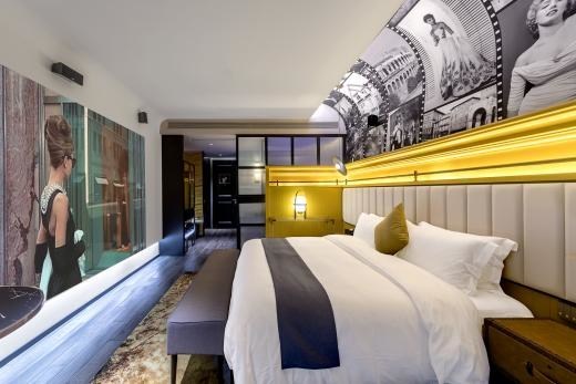 Unable to view the image, Please provide a valid URL.