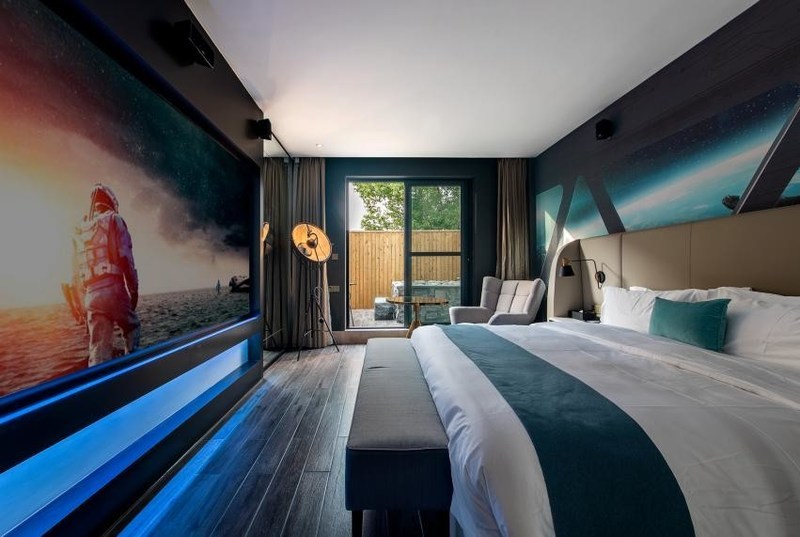 Unable to view the image, Please provide a valid URL.