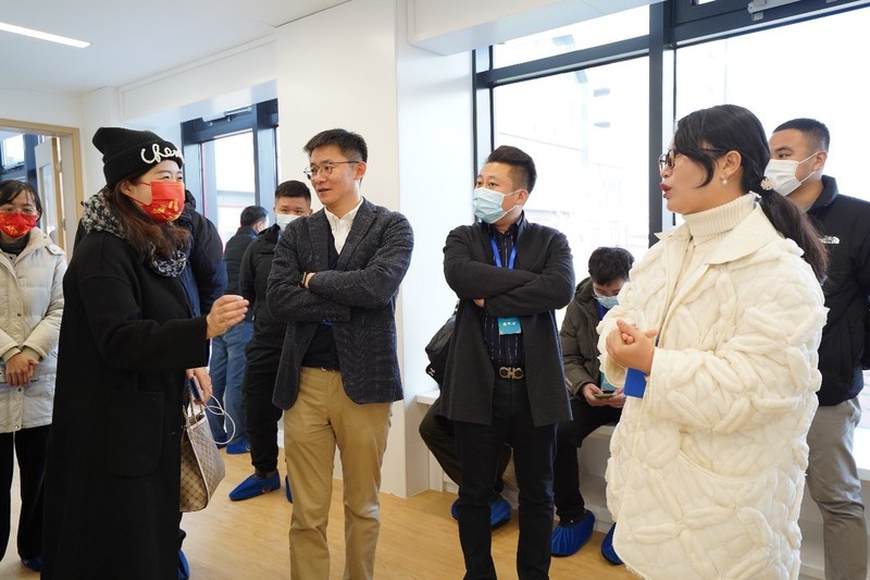 Unable to view the image, Please provide a valid URL.