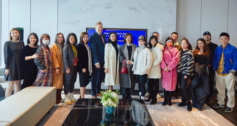 Unable to view the image, Please provide a valid URL.