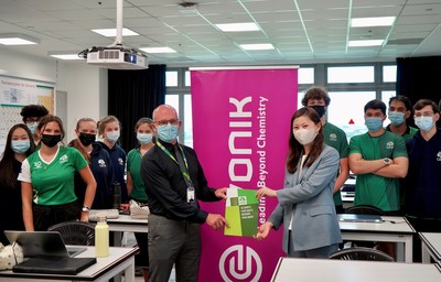 Unable to view the image, Please provide a valid URL.