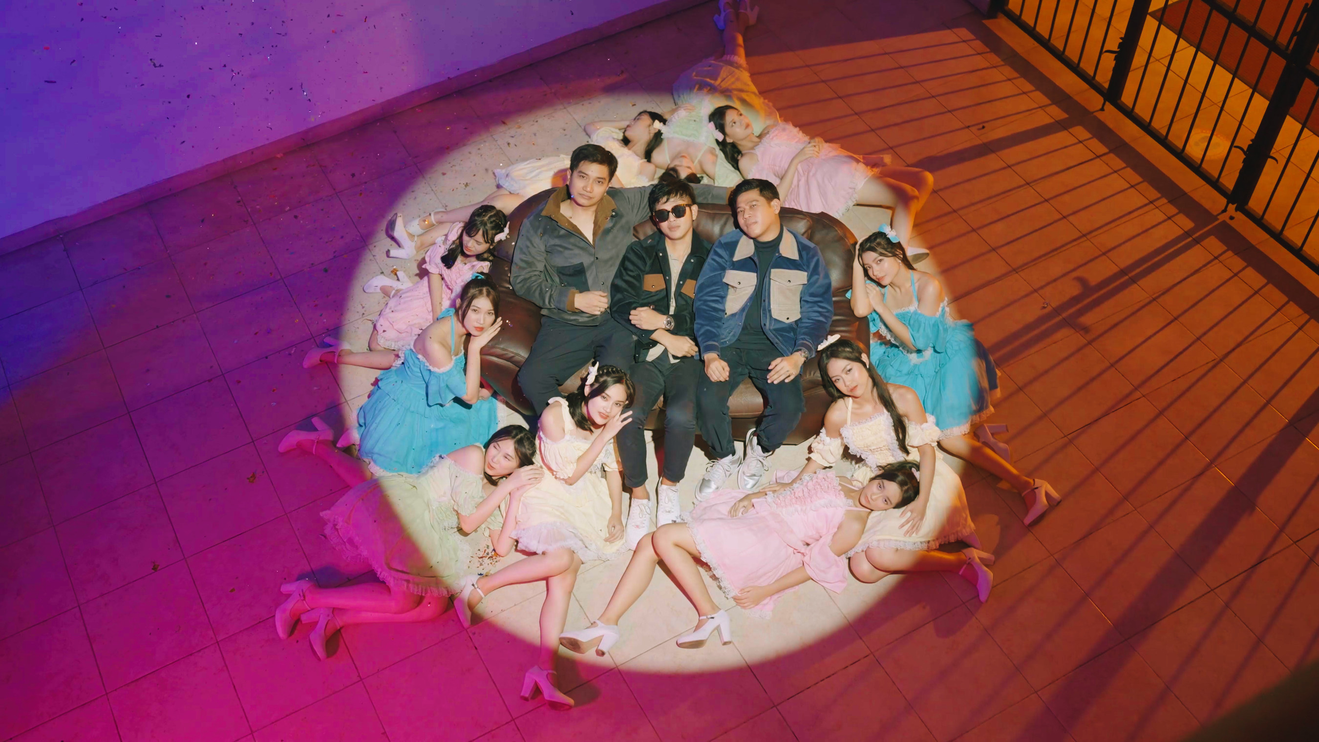 Unable to view the image, Please provide a valid URL.