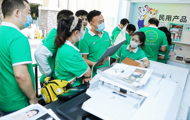 Unable to view the image, Please provide a valid URL.