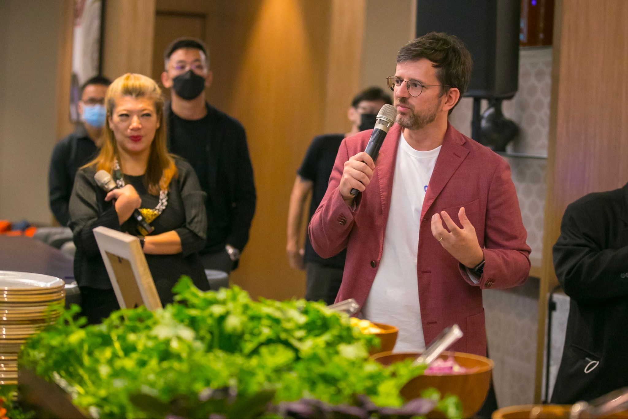 Unable to view the image, Please provide a valid URL.