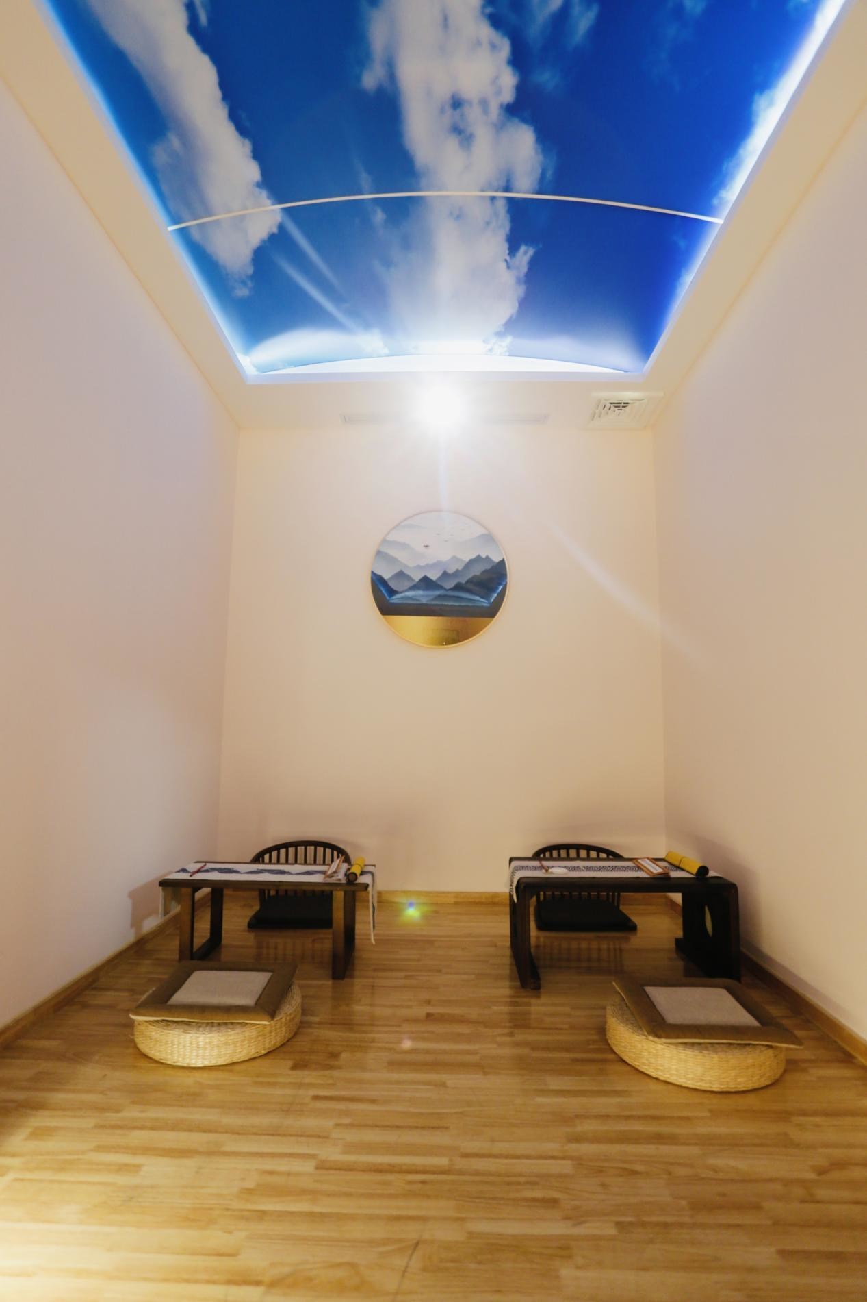 Unable to view the image, Please provide a valid URL.