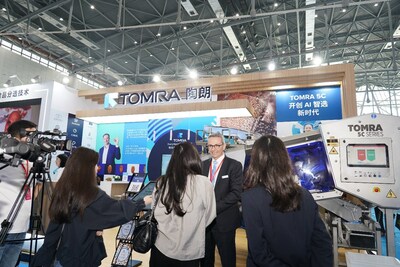 Unable to view the image, Please provide a valid URL.