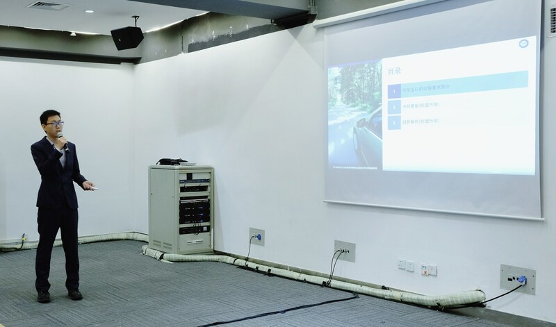 Unable to view the image, Please provide a valid URL.