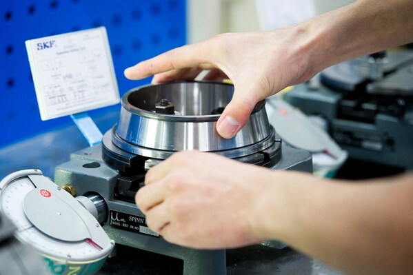 Unable to view the image, Please provide a valid URL.