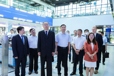 Unable to view the image, Please provide a valid URL.