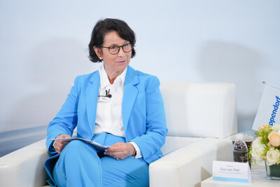 Unable to view the image, Please provide a valid URL.