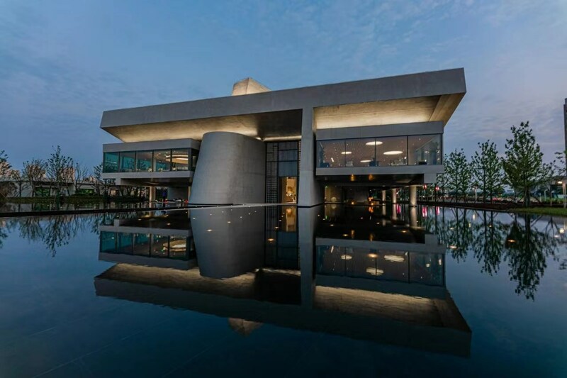 Unable to view the image, Please provide a valid URL.