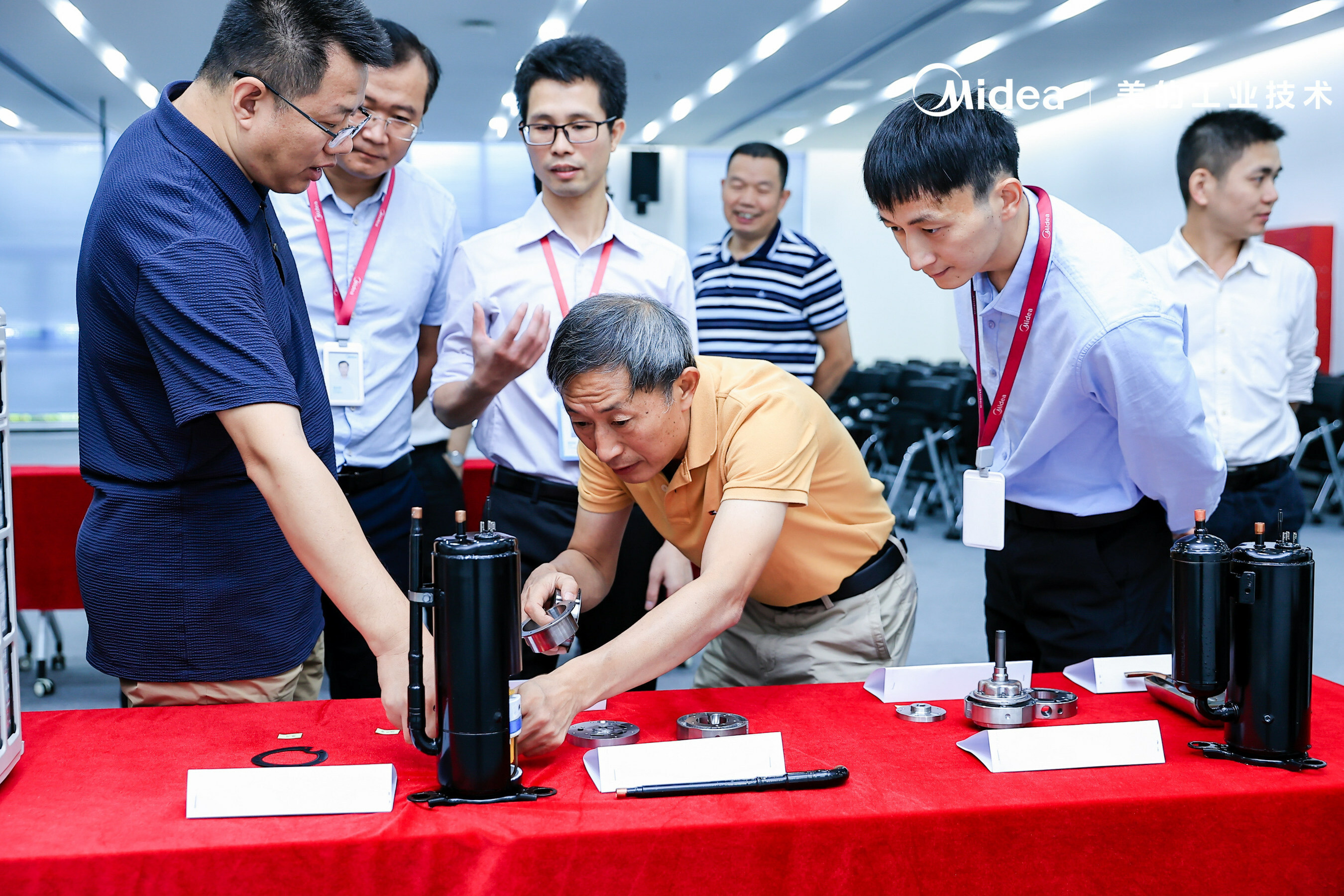 Unable to view the image, Please provide a valid URL.