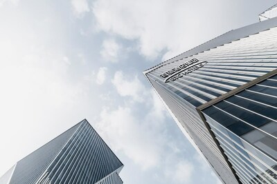 Unable to view the image, Please provide a valid URL.