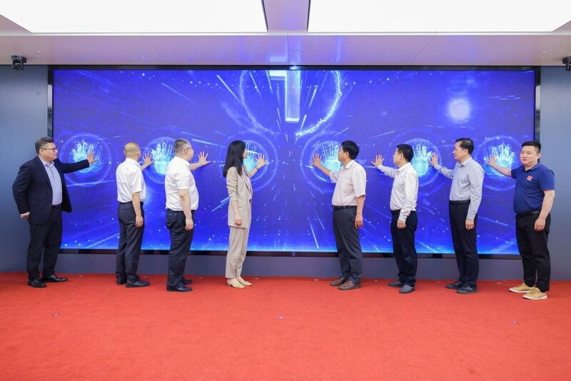 Unable to view the image, Please provide a valid URL.