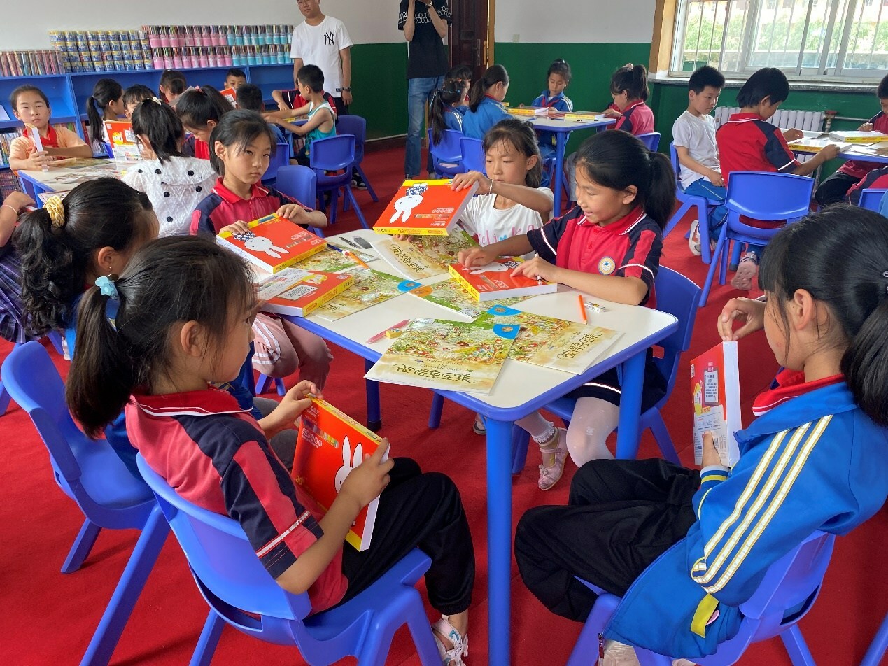 Unable to view the image, Please provide a valid URL.