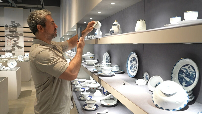 Unable to view the image, Please provide a valid URL.