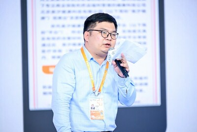 Unable to view the image, Please provide a valid URL.