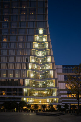 Unable to view the image, Please provide a valid URL.