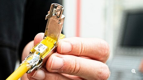 Unable to view the image, Please provide a valid URL.