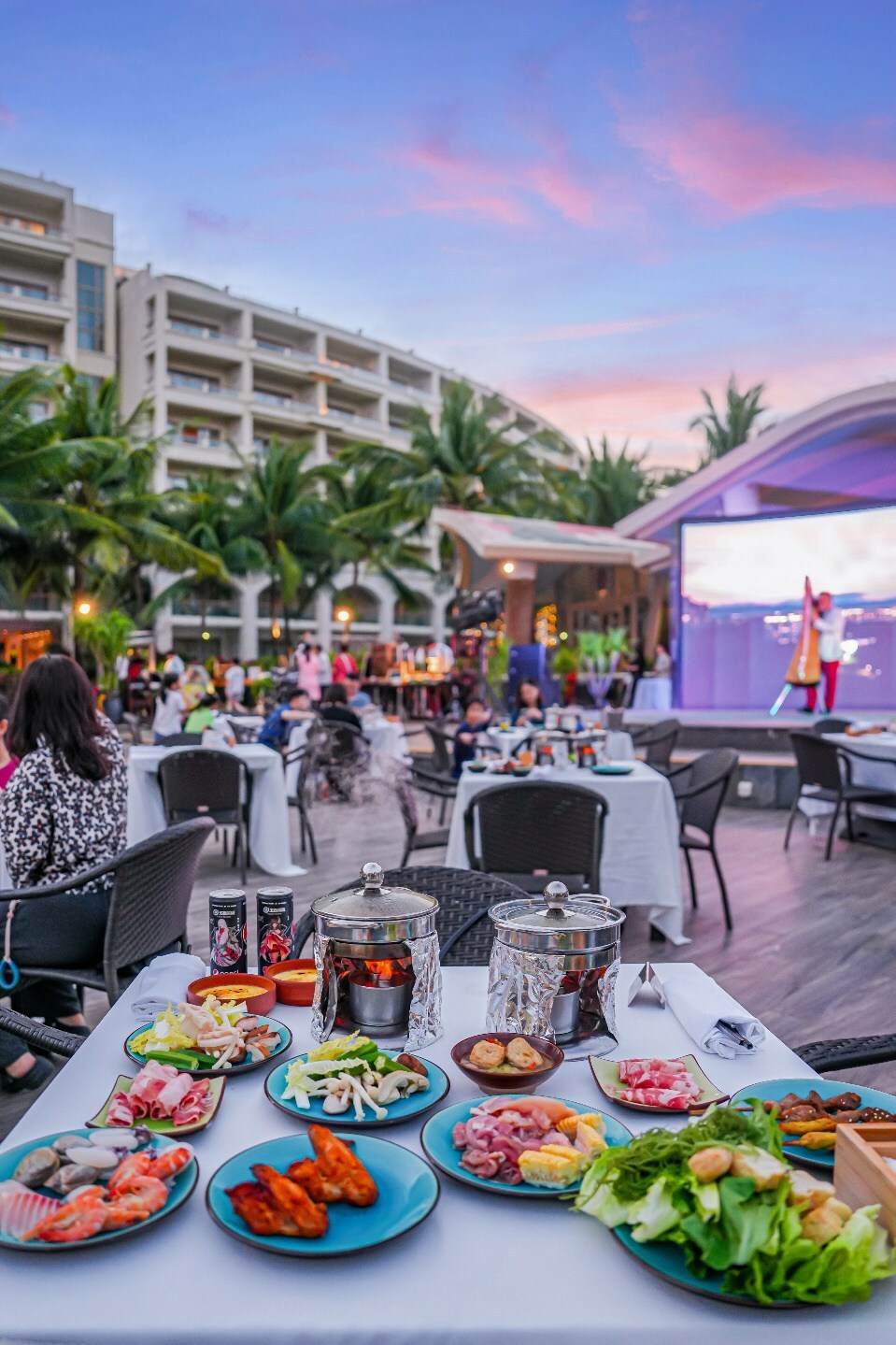 Unable to view the image, Please provide a valid URL.