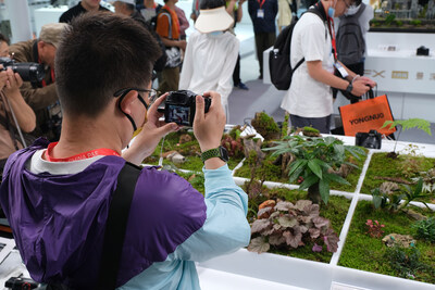 Unable to view the image, Please provide a valid URL.