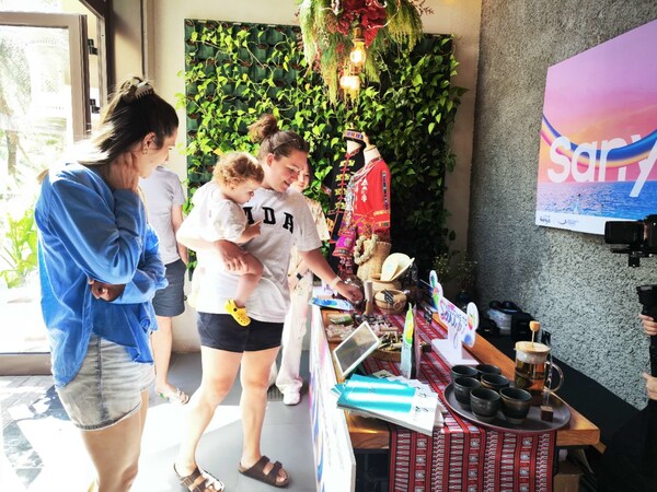 Unable to view the image, Please provide a valid URL.