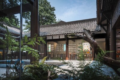 Unable to view the image, Please provide a valid URL.