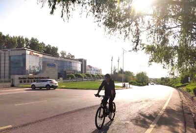 Unable to view the image, Please provide a valid URL.