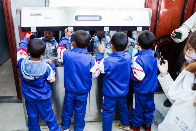 Unable to view the image, Please provide a valid URL.