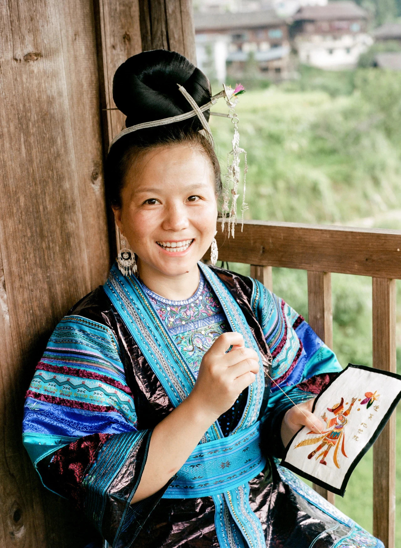 Unable to view the image, Please provide a valid URL.