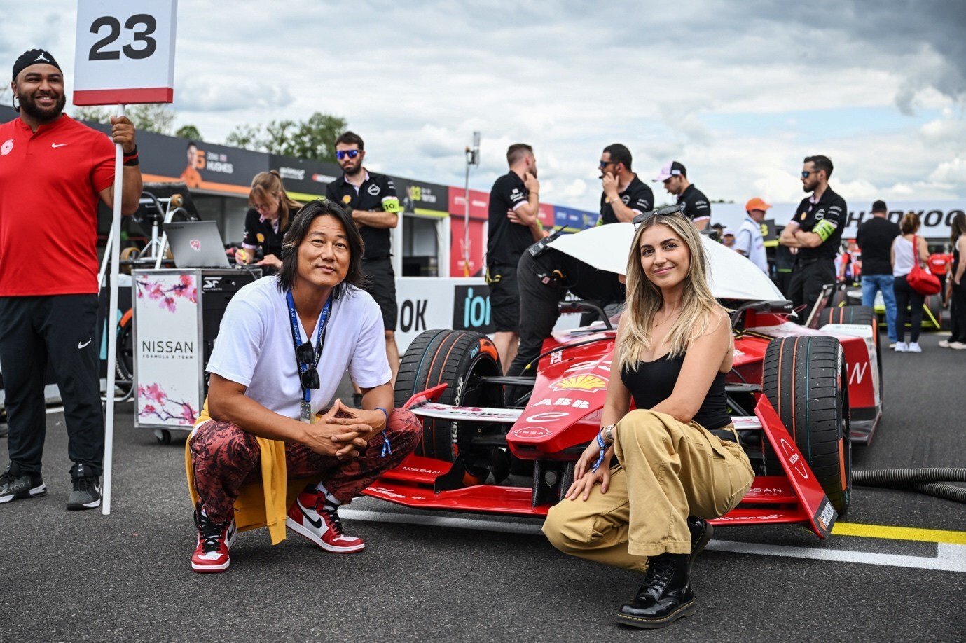 Unable to view the image, Please provide a valid URL.