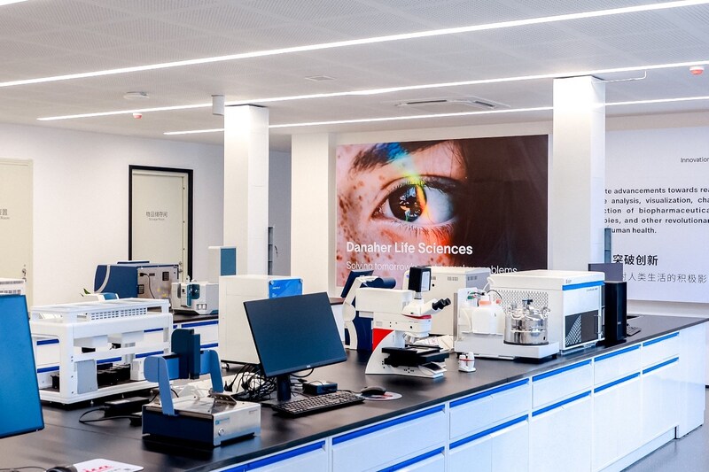 Unable to view the image, Please provide a valid URL.