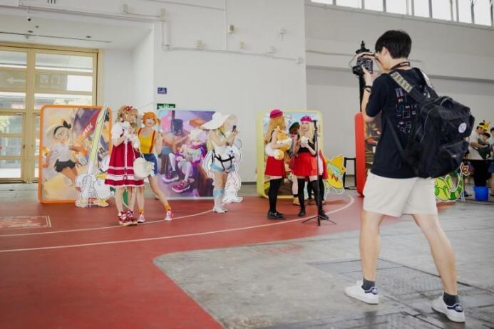 Unable to view the image, Please provide a valid URL.