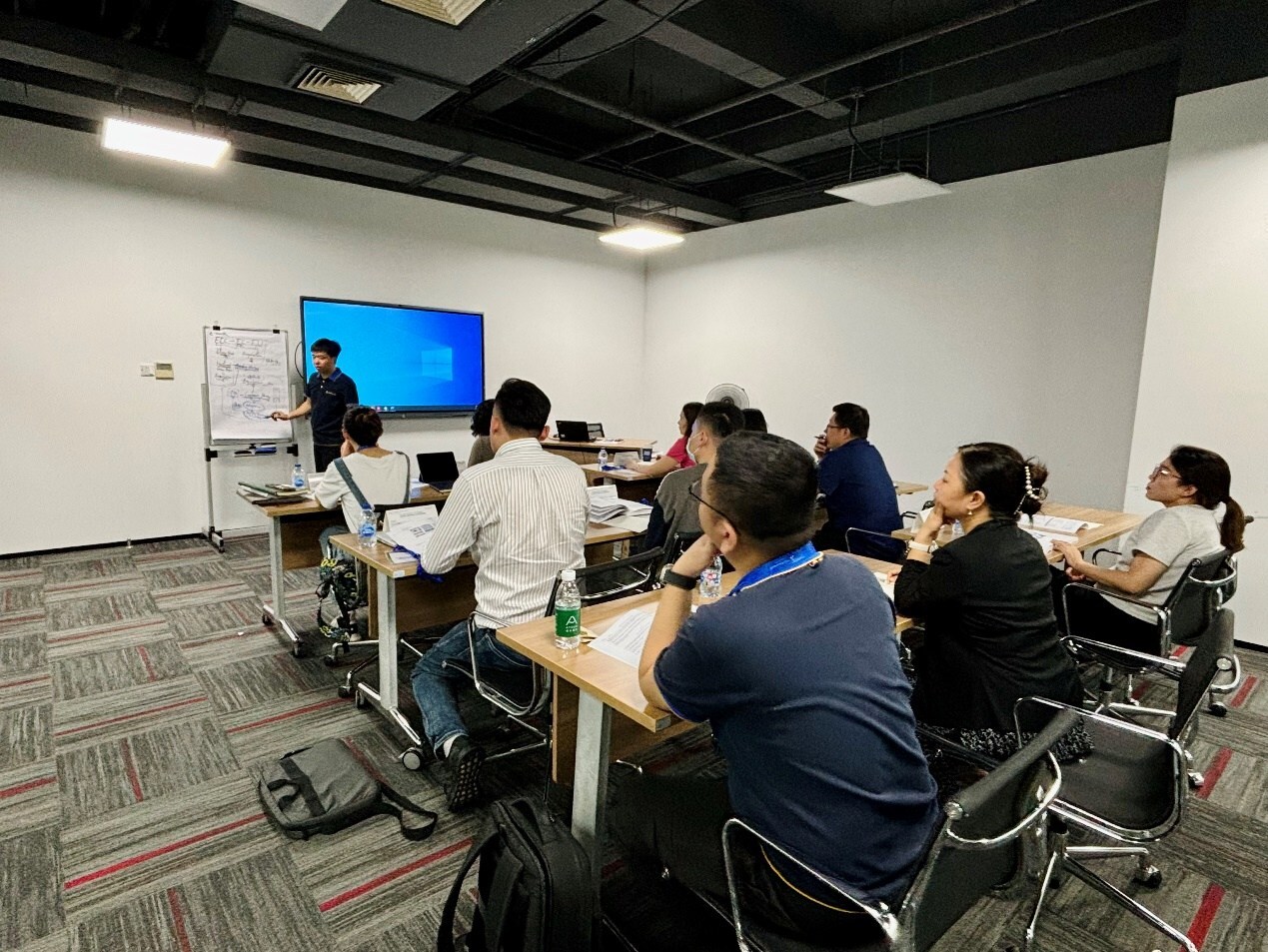 Unable to view the image, Please provide a valid URL.