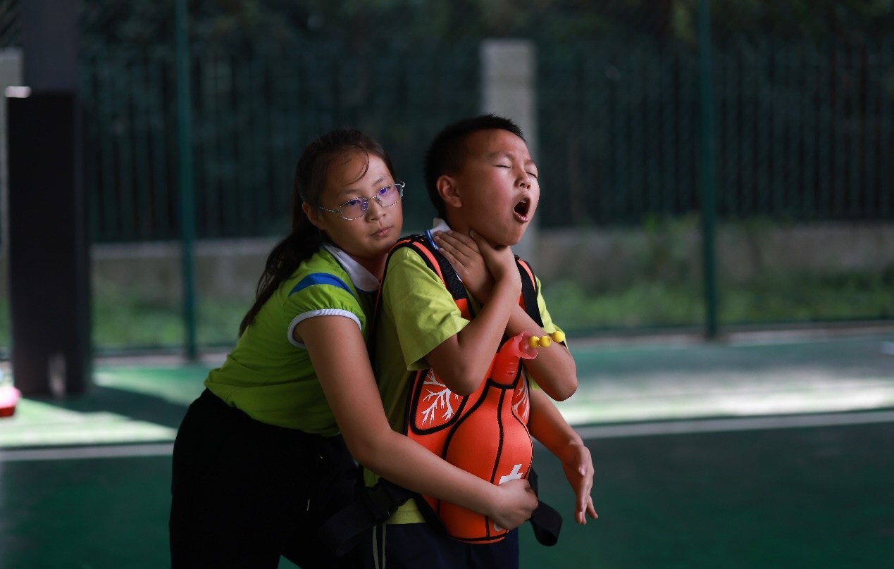 Unable to view the image, Please provide a valid URL.