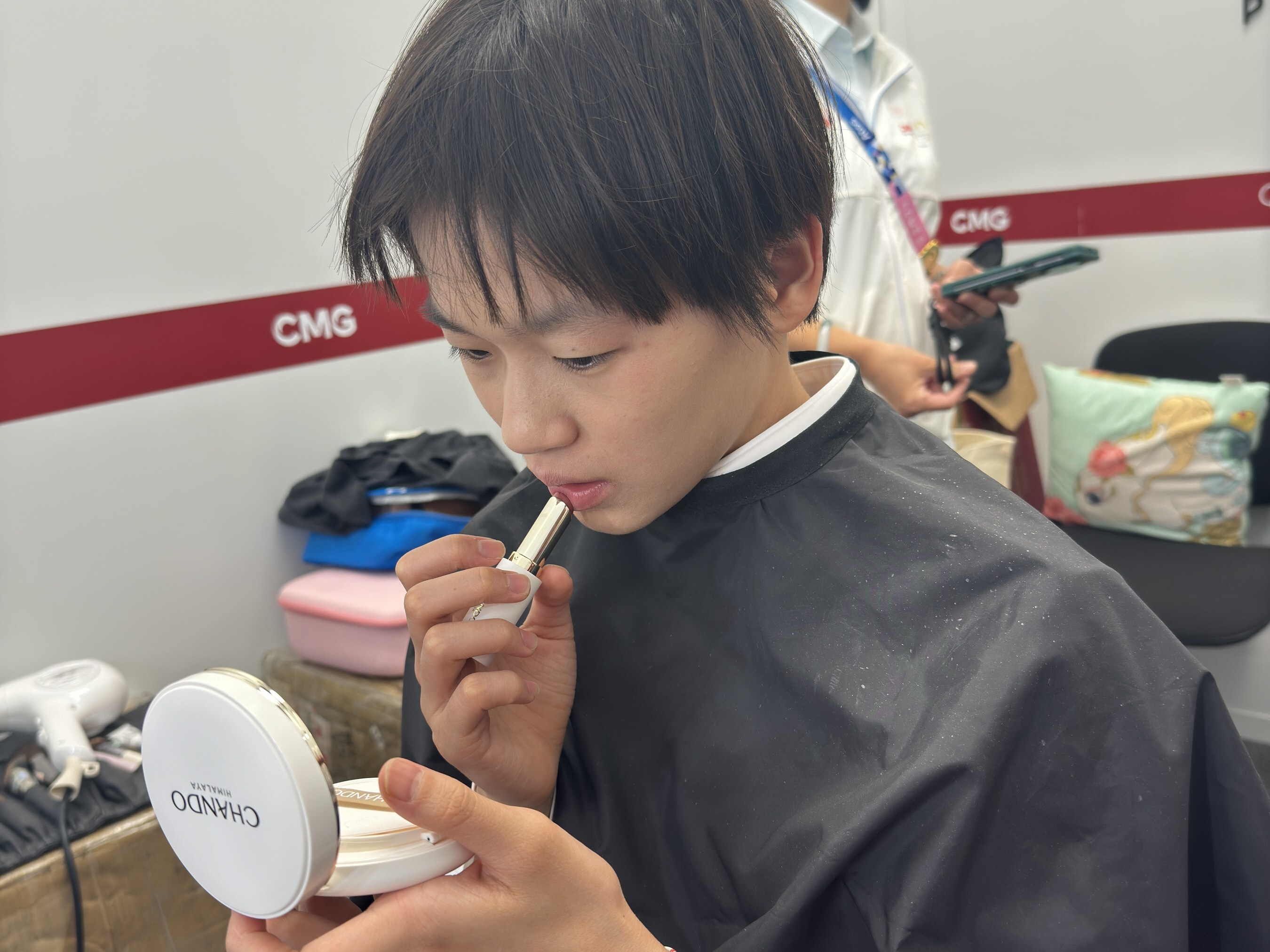 Unable to view the image, Please provide a valid URL.