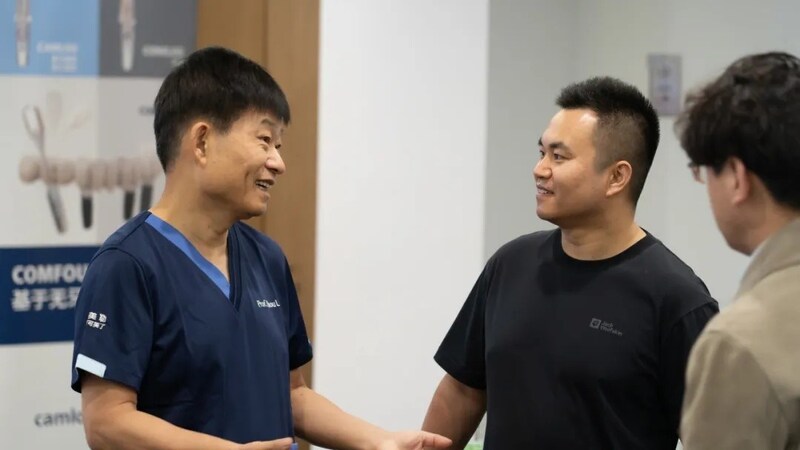 Unable to view the image, Please provide a valid URL.