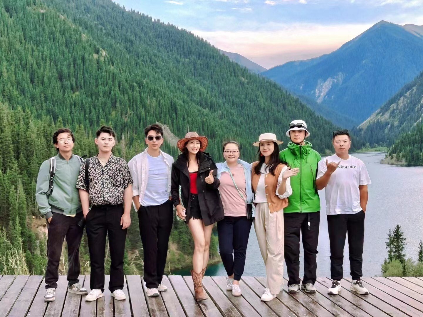 Unable to view the image, Please provide a valid URL.