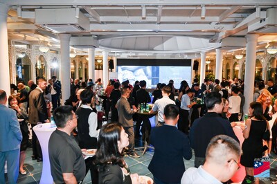 Unable to view the image, Please provide a valid URL.