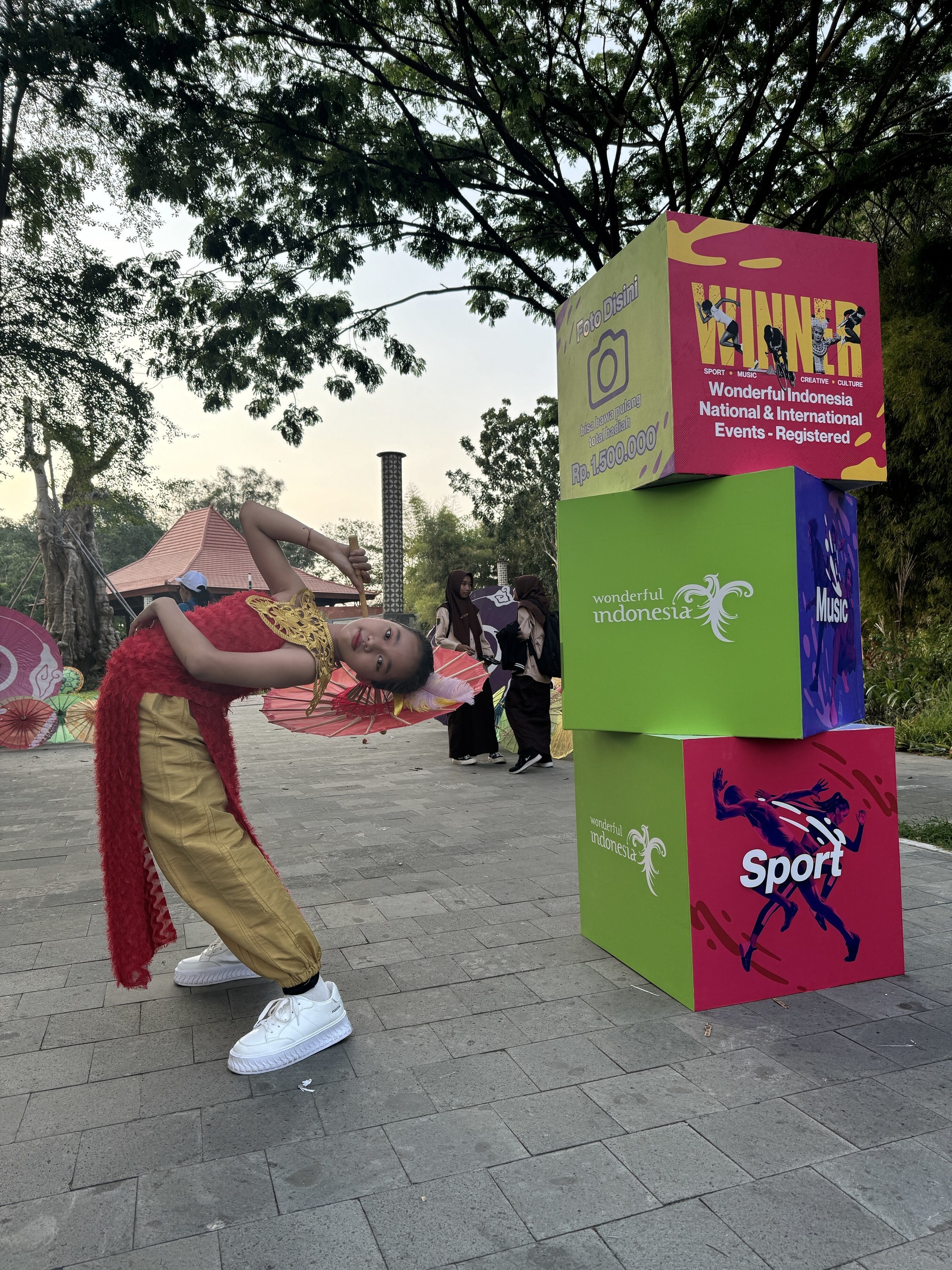 Unable to view the image, Please provide a valid URL.