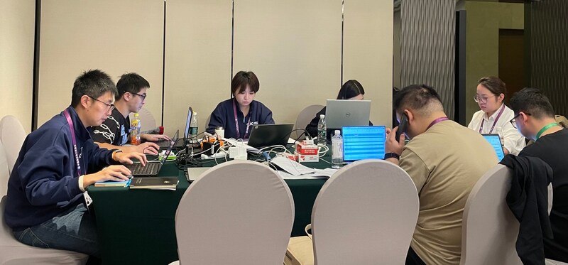 Unable to view the image, Please provide a valid URL.