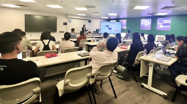 Unable to view the image, Please provide a valid URL.