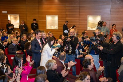 Unable to view the image, Please provide a valid URL.