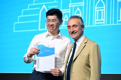 Unable to view the image, Please provide a valid URL.